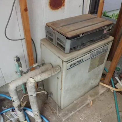 埼玉県加須市 交換前の給湯器 パーパス TP-FQ162MX