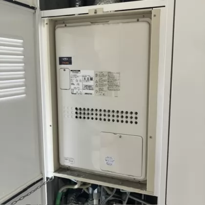 大阪府大阪市中央区 交換前の給湯器 ノーリツ GTH-2434SAWX6H-H