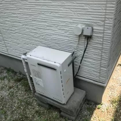 神奈川県海老名市 交換前の給湯器 ノーリツ GRQ-2450AX
