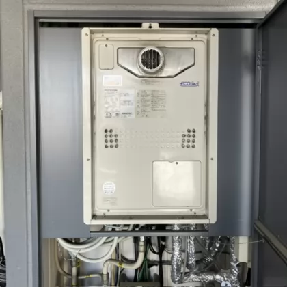 大阪府大阪市西区 交換前の給湯器 ノーリツ GTH-C2440SAWX6H-T