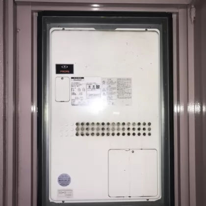 大阪府堺市西区 交換前の給湯器 ノーリツ GTH-2434SAWX6H-H