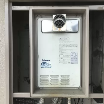大阪府堺市中区 交換前の給湯器 パロマ FH-162ZAW3