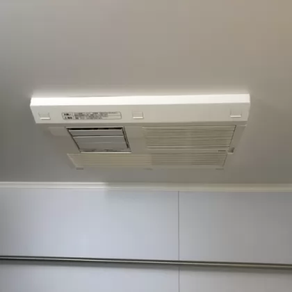 千葉県印西市 交換前の浴室乾燥機 TOTO TYK920GN