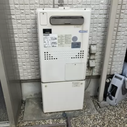 大阪府堺市東区 交換前の給湯器 ノーリツ GTH-C2436AWXD