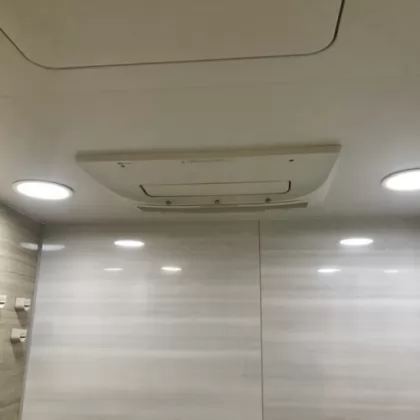 大阪府大阪市中央区 交換前の浴室乾燥機 ハーマン FD2816J3M