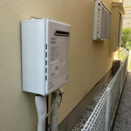 東京都府中市 交換前の給湯器 ノーリツ GT-C2452SAWX-2
