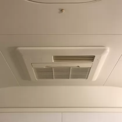 神奈川県横浜市緑区 交換前の浴室乾燥機 東京ガス IBD-3001ACSK