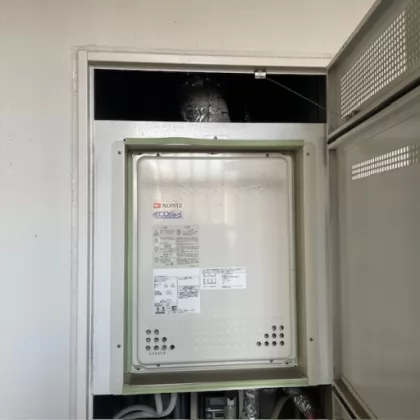 福岡県福岡市東区 交換前の給湯器 ノーリツ GT-C2452SAWX-H