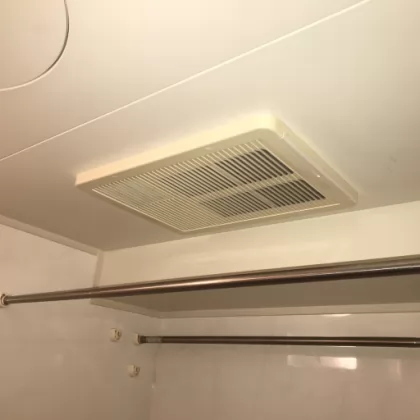 東京都中央区 交換前の浴室乾燥機 CLARION NZ-4800A