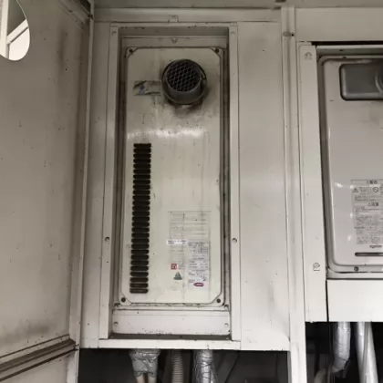 埼玉県さいたま市岩槻区 交換前の給湯器 ガスター OURB-161DN-T