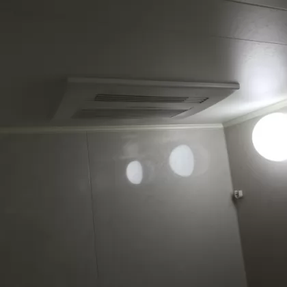 神奈川県相模原市中央区 交換前の浴室乾燥機 ナショナル（松下） ABD-3299ACSK-J3