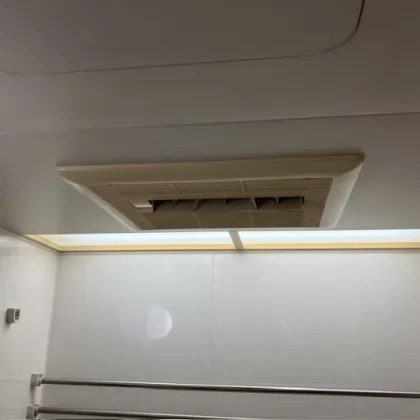 奈良県香芝市 交換前の浴室乾燥機 ハーマン FD2809J3