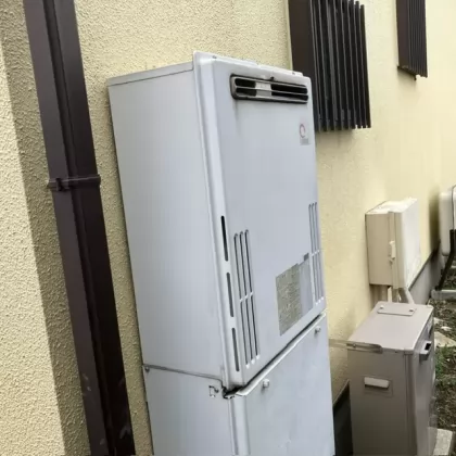 埼玉県所沢市 交換前の給湯器 パーパス 品番不明