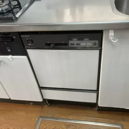 神奈川県横浜市神奈川区 交換前のビルトイン食洗機 サンウェーブ SW-5500C