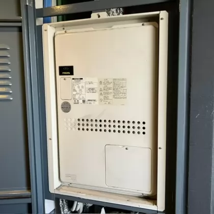 大阪府堺市西区 交換前の給湯器 ノーリツ GTH-2444SAWX6H-H
