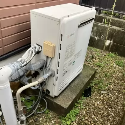 三重県鈴鹿市 交換前の給湯器 ノーリツ GT-2450ARX