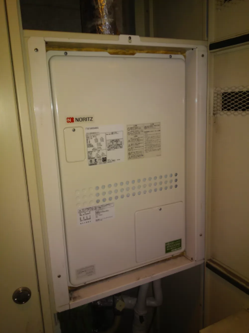 GTH-2444AWX3H-H-1 BL