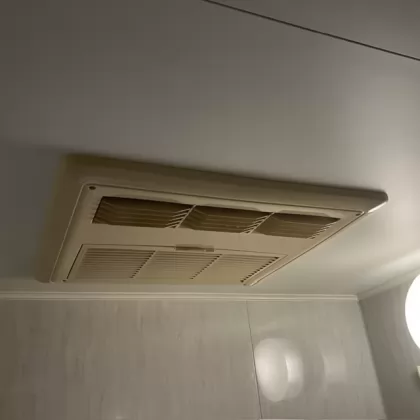 東京都杉並区 交換前の浴室乾燥機 ハーマン FD2808