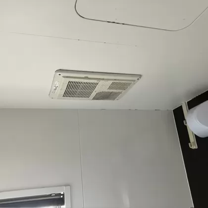 神奈川県川崎市宮前区 交換前の浴室乾燥機 タカラスタンダード EYK-303J