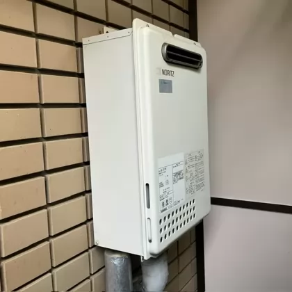 埼玉県所沢市 交換前の給湯器 ノーリツ GQ-2037WS