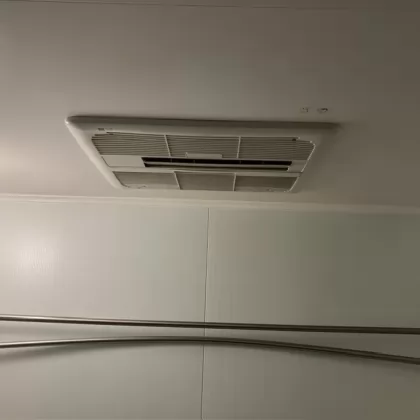 神奈川県横浜市戸塚区 交換前の浴室乾燥機 ナショナル（松下） BBD-3304ACSK-J3