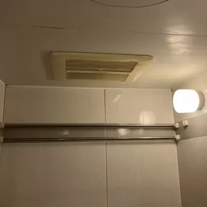 神奈川県横浜市保土ケ谷区 交換前の浴室乾燥機 東京ガス ABD-28KTSF-D20