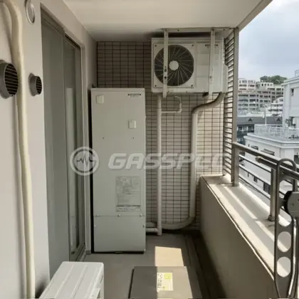 神奈川県横浜市港北区 交換前のエコキュート コロナ CHP-H3014A