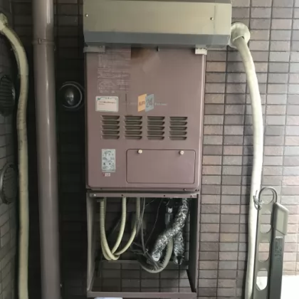 大阪府大阪市中央区 交換前の給湯器 パロマ DH-241AWDL