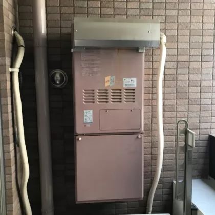 大阪府大阪市中央区 交換前の給湯器 パロマ DH-241AWDL