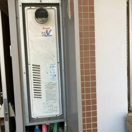 埼玉県所沢市 交換前の給湯器 リンナイ RUFH-VS2400AT2-3