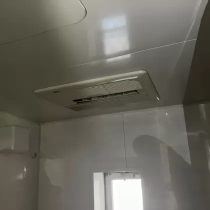 神奈川県横浜市港北区 交換前の浴室乾燥機 ハーマン FD2810J2