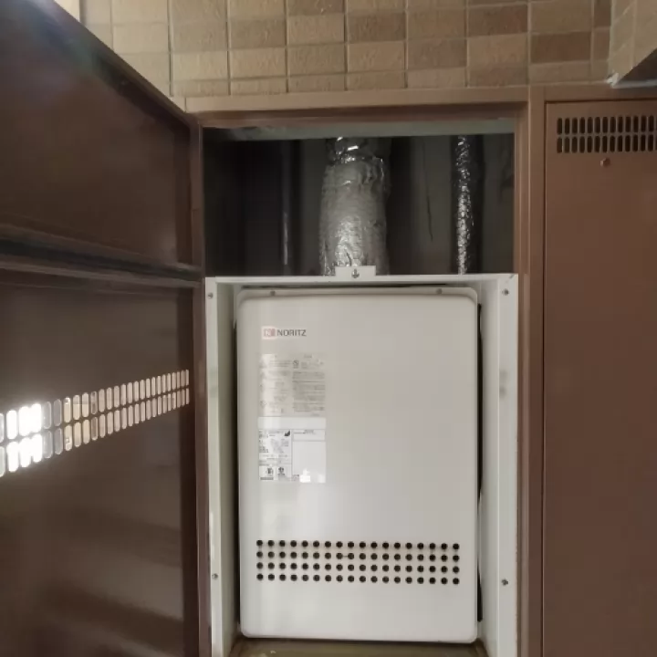 交換前の給湯器（ハーマン GT-2022SAWX-H）