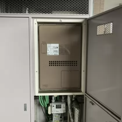 埼玉県三郷市 交換前の給湯器 ノーリツ GTH-2434SAWX3H-H