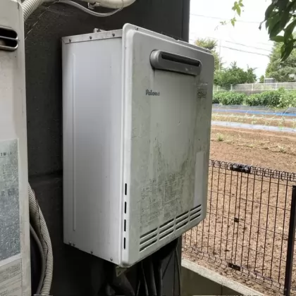 千葉県千葉市中央区 交換前の給湯器 パロマ FH-E204AWDL