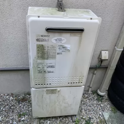 愛知県岡崎市 交換前の給湯器 ノーリツ GT-C2431SAWX