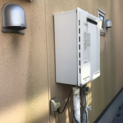 埼玉県坂戸市 交換前の給湯器 ノーリツ GT-2428SAWX