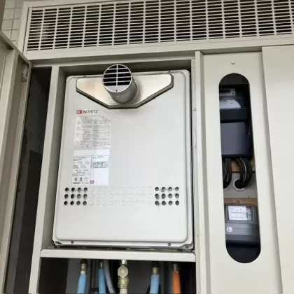 東京都日野市 交換前の給湯器 ノーリツ GT-2427SAWX-T-1