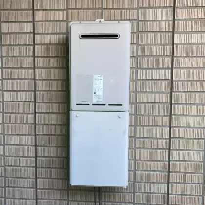 埼玉県ふじみ野市 交換前の給湯器 リンナイ RUX-V2016W