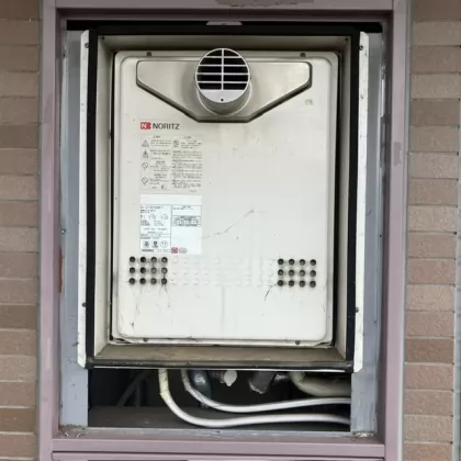 東京都町田市 交換前の給湯器 ノーリツ GT-2427SAWX-T