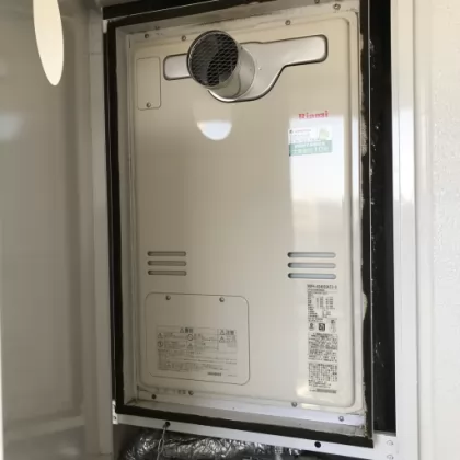 大阪府堺市東区 交換後の給湯器 リンナイ RUFH-A2400SAT2-3