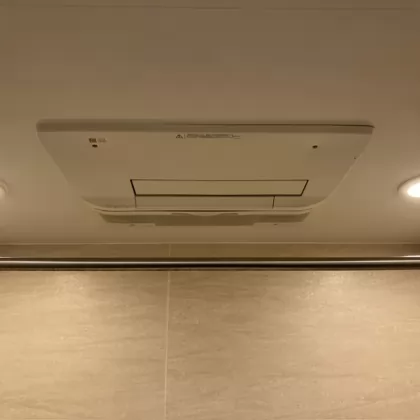東京都中央区 交換前の浴室乾燥機 ハーマン FD2817J3U