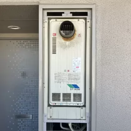 大阪府泉大津市 交換前の給湯器 ノーリツ GT-163W-T
