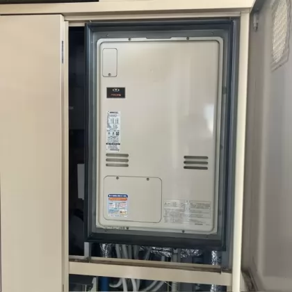 大阪府大阪市鶴見区 交換前の給湯器 リンナイ RUFH-V2403SAU2-6