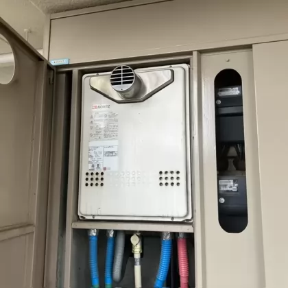 東京都八王子市 交換前の給湯器 ノーリツ GT-2422SAWX-T