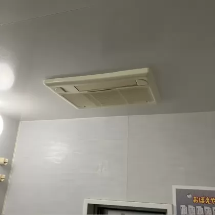 大阪府大阪市福島区 交換前の浴室乾燥機 ハーマン FD2811J3