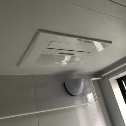 神奈川県横浜市金沢区 交換後の浴室乾燥機 リンナイ RBH-C418K1P