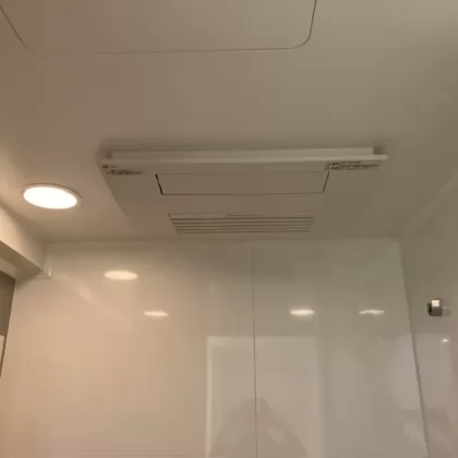 神奈川県横浜市都筑区 交換前の浴室乾燥機