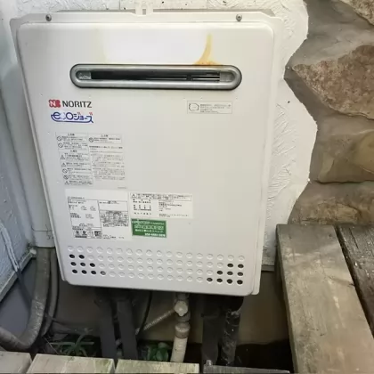 東京都町田市 交換前の給湯器 ノーリツ GT-C2052SAWX-2