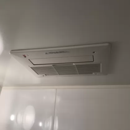 大阪府大阪市港区 交換後の浴室乾燥機 ノーリツ BDV-3306AUKNSC-J3-BL