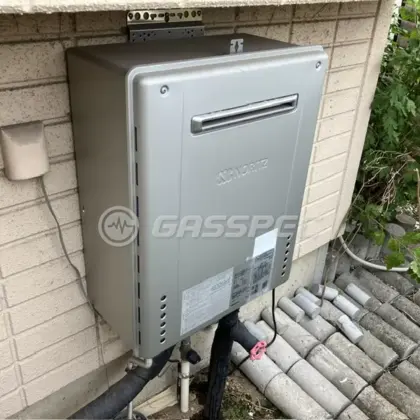 埼玉県白岡市 交換前の給湯器 ノーリツ GT-C2462SAWX-2 BL
